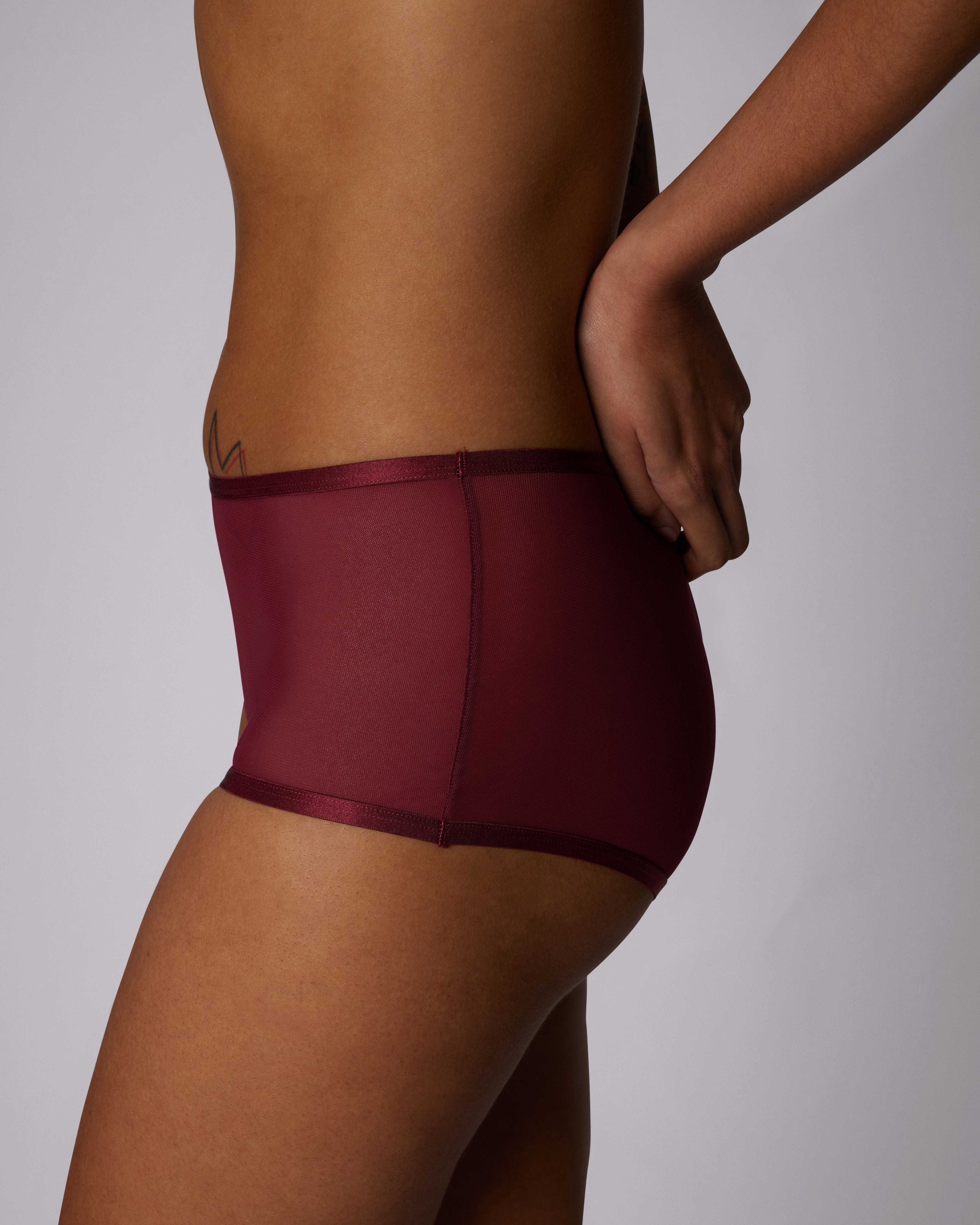 Silky Mesh Boyshort Underwear in Lambrusco